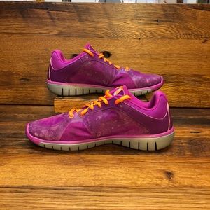 Nike Flex Training Women Sneakers sz 11